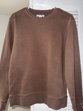 Amazon Essentials Men’s Chocolate Brown Crewneck Sweatshirt